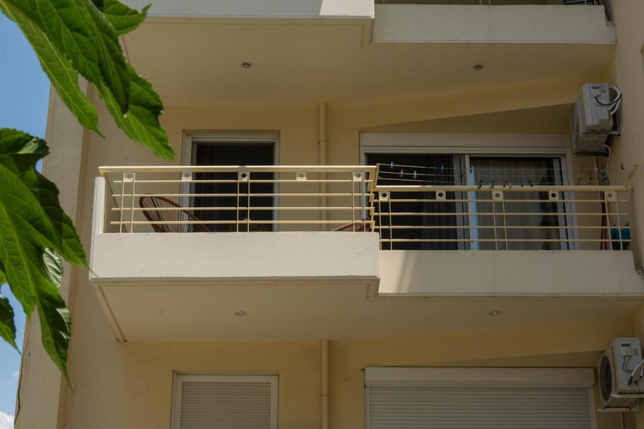 Nora'S Home กาลามาตา ภายนอก รูปภาพ